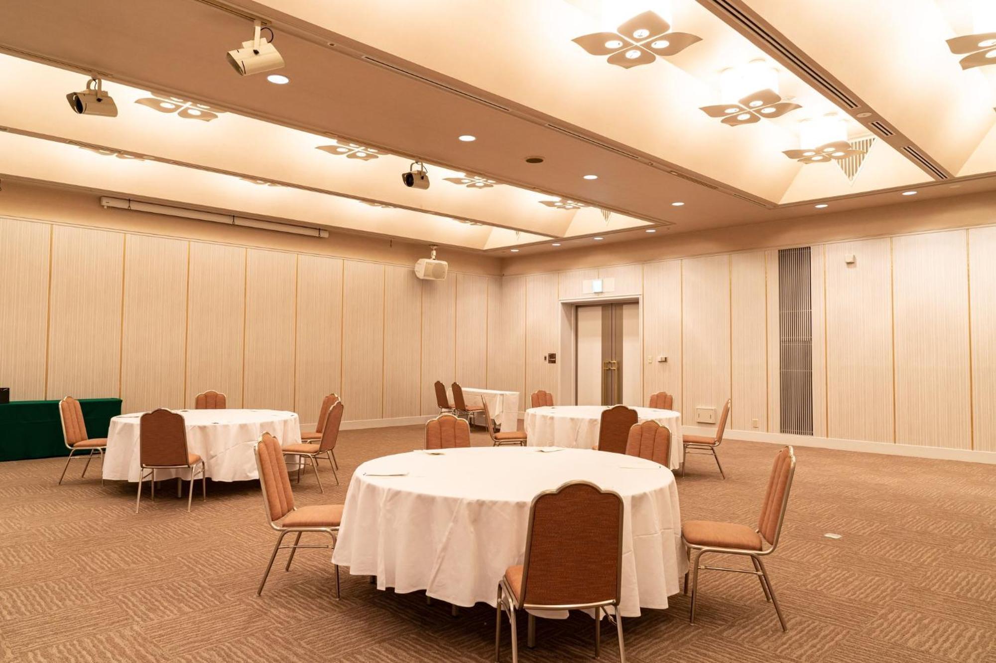 Holiday Inn Resort Shinano-Omachi Kuroyon By Ihg Buitenkant foto